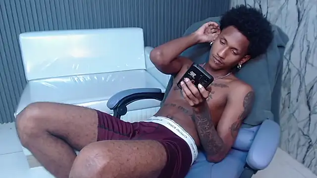 ManSant Live XXX-Chat