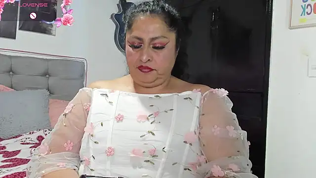 Chat XXX en directo de Keyla01_