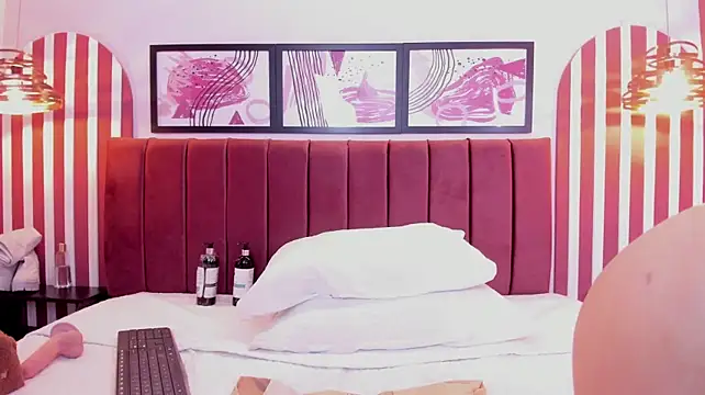 دردشة Samatha_Diaz الجنسية المباشرة