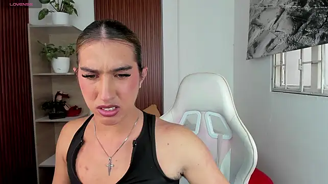 XXX chat uživo modela Merlia