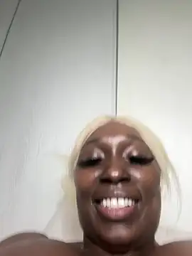 SailormoonPlips Chat XXX in diretta