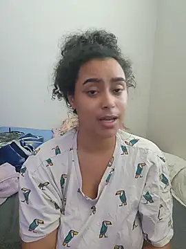 Chat XXX ao vivo de cinnaminnie