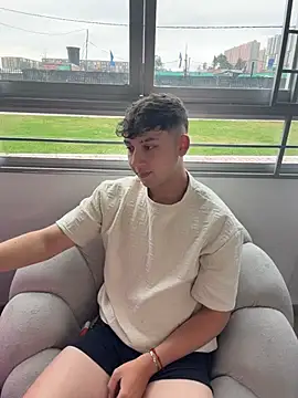 Chat XXX Live OLIVER_K