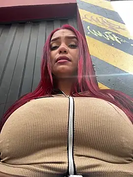 Czat XXX na żywo – Sara-77