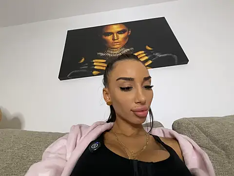 BlueEyes_BB Live XXX-Chat