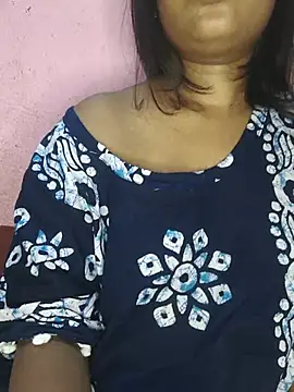 Shivani-tiwari Chat XXX in diretta