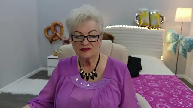 KayleSmoll's Live XXX Chat