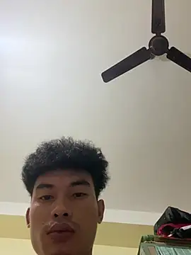 PhilMyDick Show in webcam