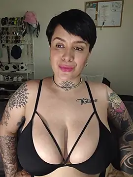 Chat XXX en directo de KatInk