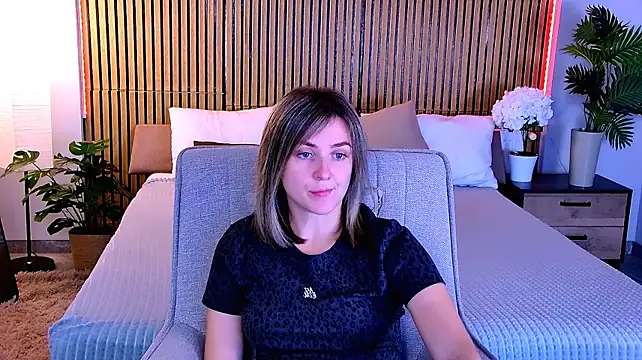 Chat XXX en directo de EmeraldGlow