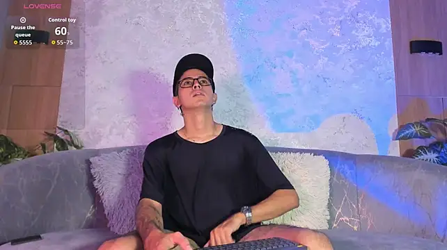 Ostin_Colt's Live XXX Chat
