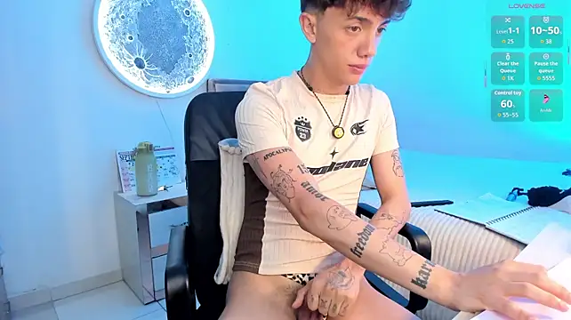 Chat XXX Live Timothy_ros