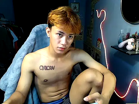naughtyboyloy_0's Live XXX Chat