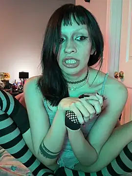 Gothbabbi: онлайн-секс-чат