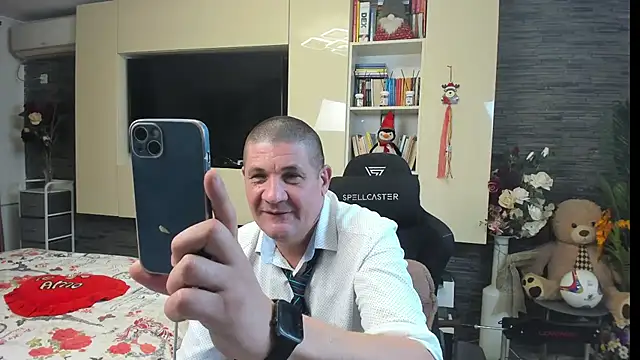 SpartacusDaddy48's Live XXX Chat
