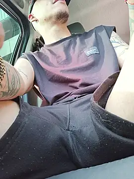 Chat +18 de AlphaMasterXxx ao vivo