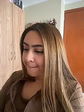 Živý XXX chat Miabonnett_