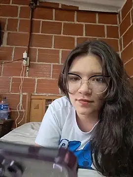 moonlight-couple's Live XXX Chat