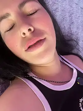 دردشة GiuliaBianchi الجنسية المباشرة