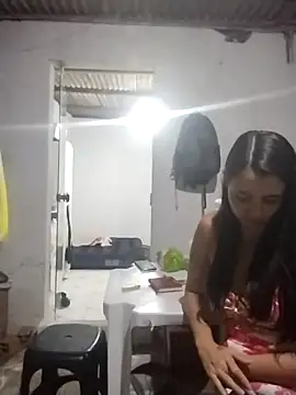 XXX chat uživo modela Rodri-Cami