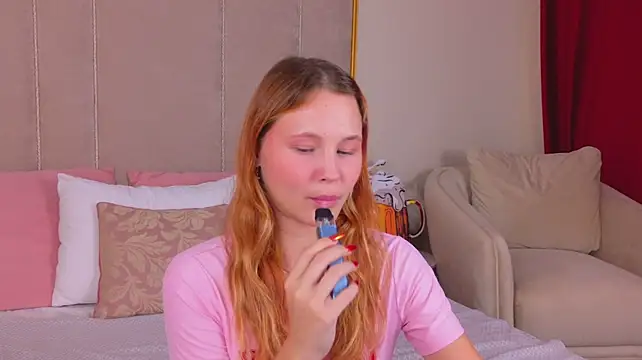 AmeliRoyse Adlı Modelin Canlı XXX Sohbeti