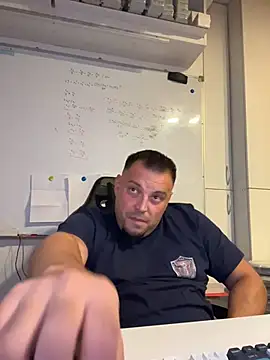 Онлайн чат XXX snayperm123