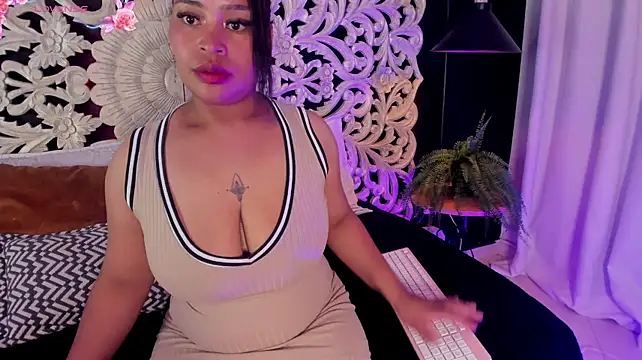 Онлайн чат XXX Bianca_DVarela