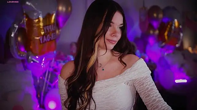 MiaMuse élő XXX-chatje