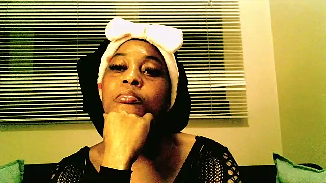 ORUOMA's Live XXX Chat