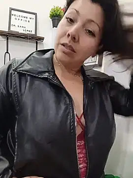 دردشة SARA_21- الجنسية المباشرة