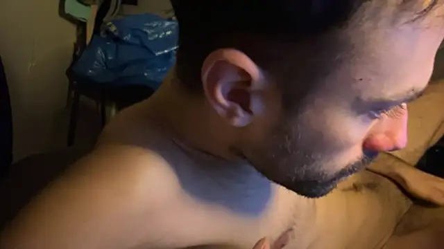 Czat XXX na żywo – VersGuy7