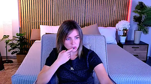 EmeraldGlow Live XXX-Chat