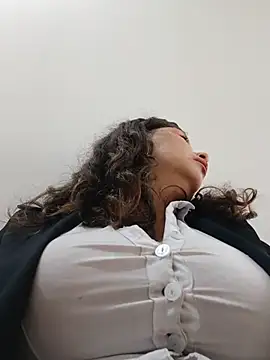 LIA--23's Live XXX Chat