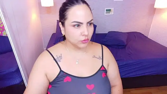 Chat XXX ao vivo de Curvy_sexyvalen