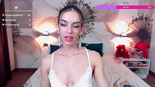 KatherineBisou Chat XXX live