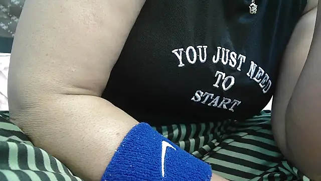 NehaNights 라이브 XXX 채팅