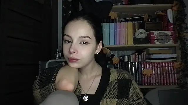 Yuna5343 Adlı Modelin Canlı XXX Sohbeti