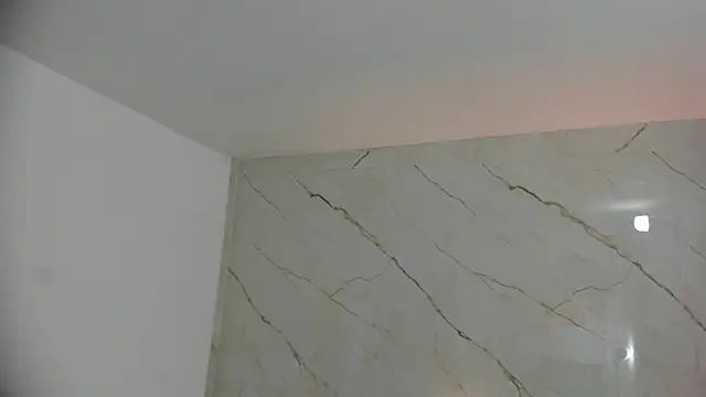 esmeralda_jenn11's Live XXX Chat