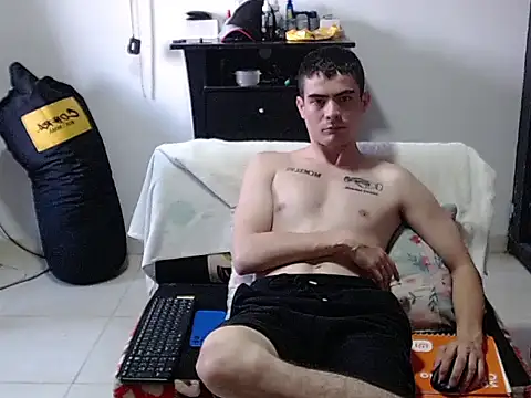 Онлайн чат XXX Zac_Efront