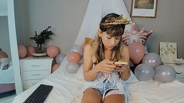 bloom_apple's Live XXX Chat