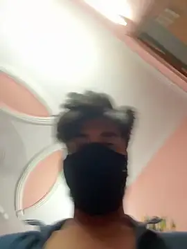 Fucker_111 Adlı Modelin Canlı XXX Sohbeti
