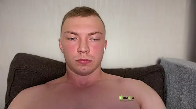 iron__chap Adlı Modelin Canlı XXX Sohbeti