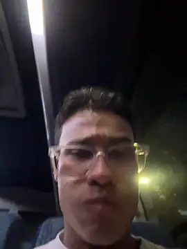 แชท XXX สดของ TavoHot_