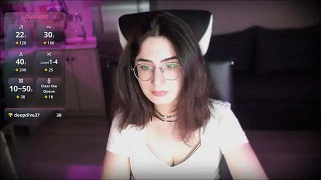 Regina_glow Chat XXX live