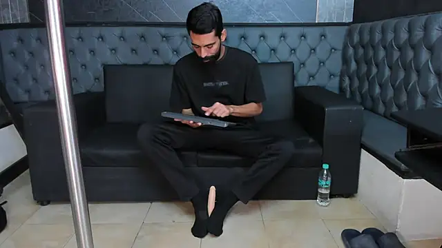 Živý XXX chat Andres_Bless
