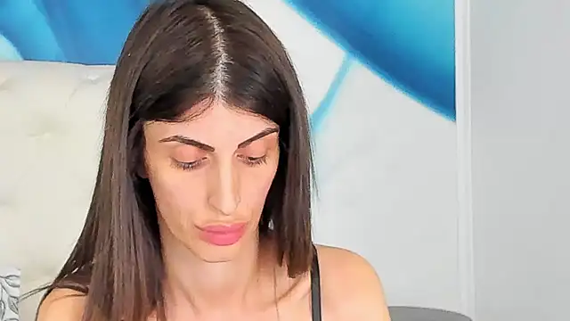 SkinnyDolly élő XXX-chatje