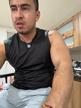 Chat +18 de Chris_Clarck ao vivo
