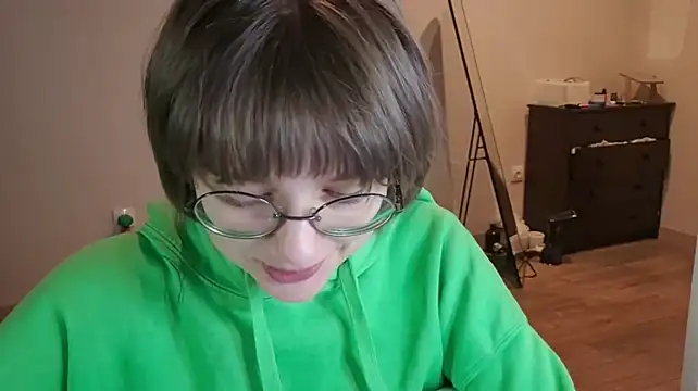 ExitedTroth's Live XXX Chat