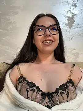 KaylaLewyss' Live XXX Chat