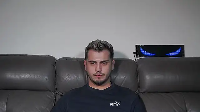CrazyDom1 Chat XXX live